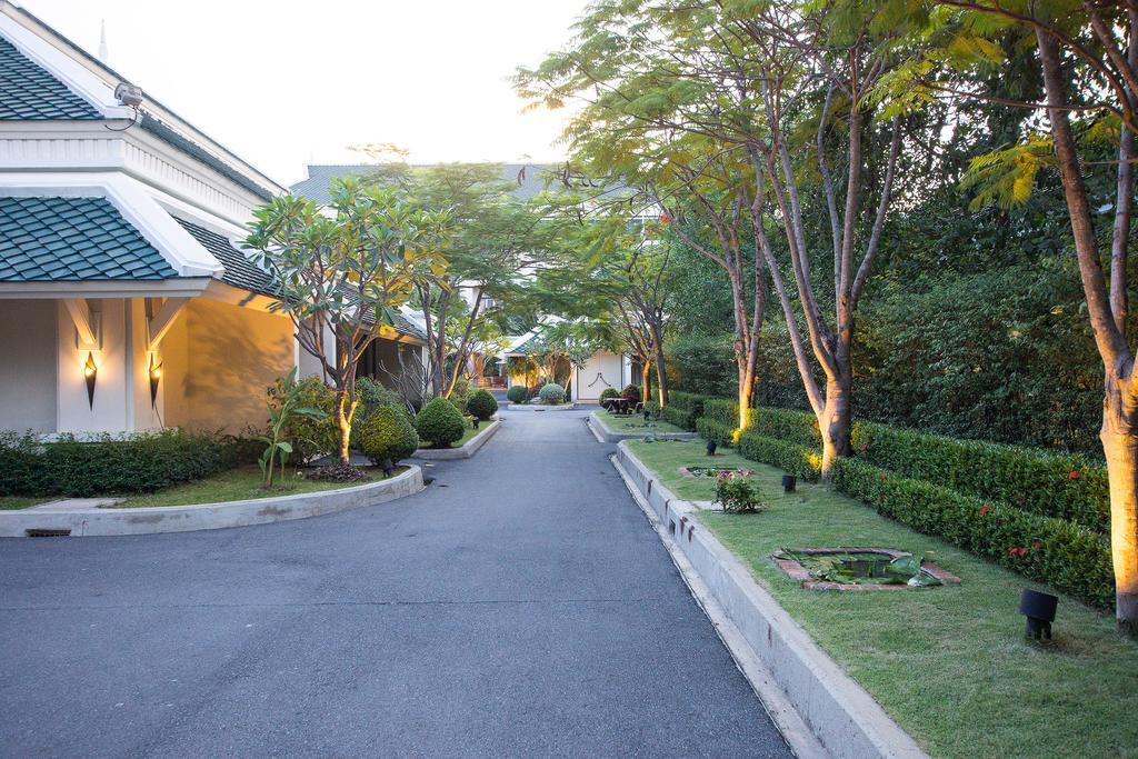 Kalanan Riverside Resort Former Buddy Oriental Riverside Nonthaburi Exterior photo